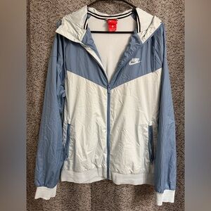 Nike Men’s Sportswear Windrunner Windbreaker Jacket